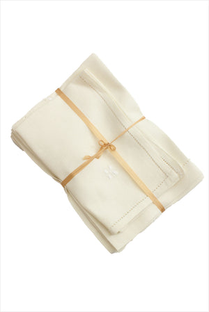 Table Linen Set Embroidered Ecru