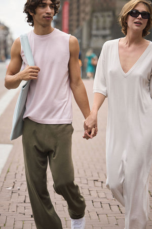 Extreme Cashmere Muscle Manicure