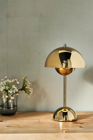 Flowerpot VP9 Rechargeable Table Lamp Brass