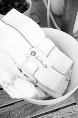 Auntie Oti Napkin Set Blue