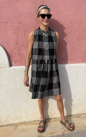 Two New York Short Plaid Dress Black Plaid