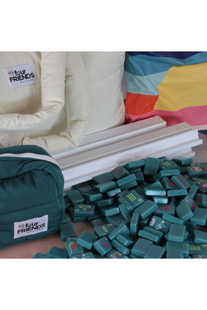 Free Spirit Teal Mahjong Tile Set