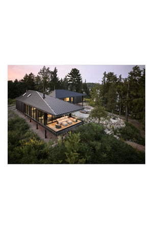 Wild Comfort: Contemporary Homes in the Wilderness