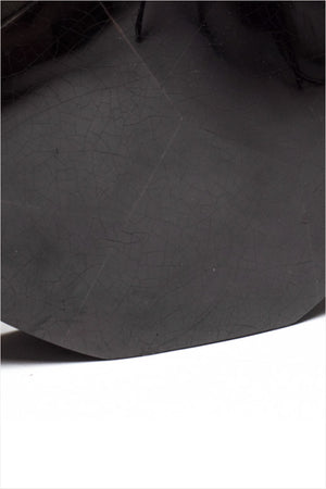 Oval Vase Black Penshell