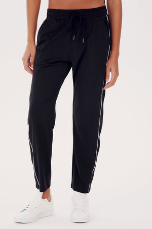 Lucy Rigor Pant Black