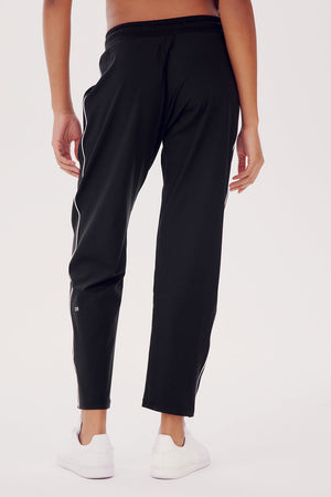 Lucy Rigor Pant Black