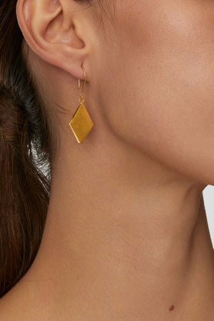 Bamyan Single Drop Earring