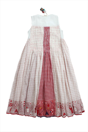 Injiri Rasa 35 Red and White Windowpane Sleeveless Dress