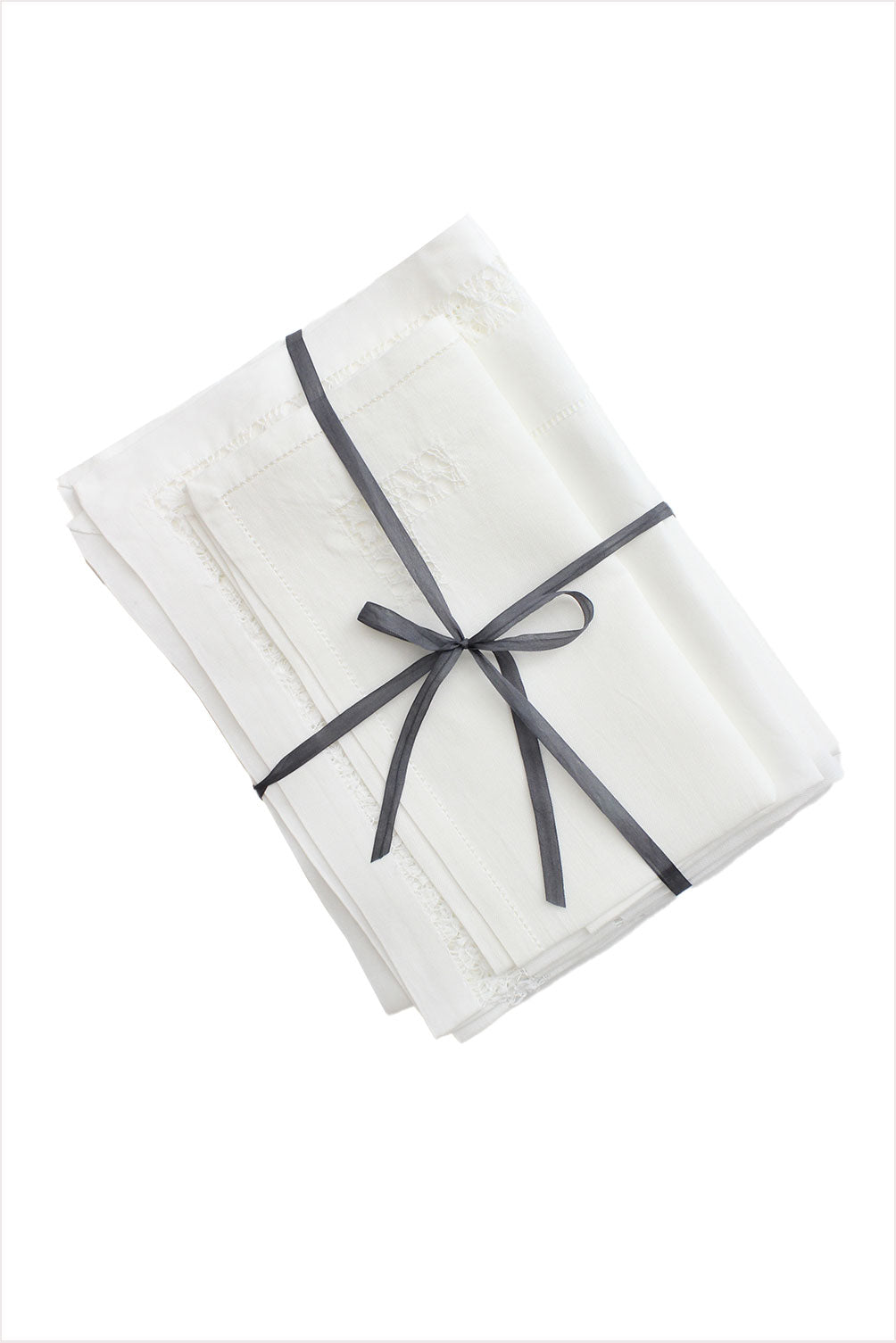 Table Linen Set Floral White