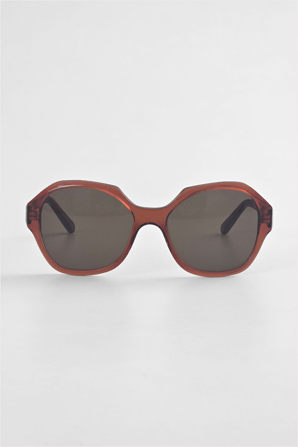 Eva Masaki 001 Sunglasses Judith