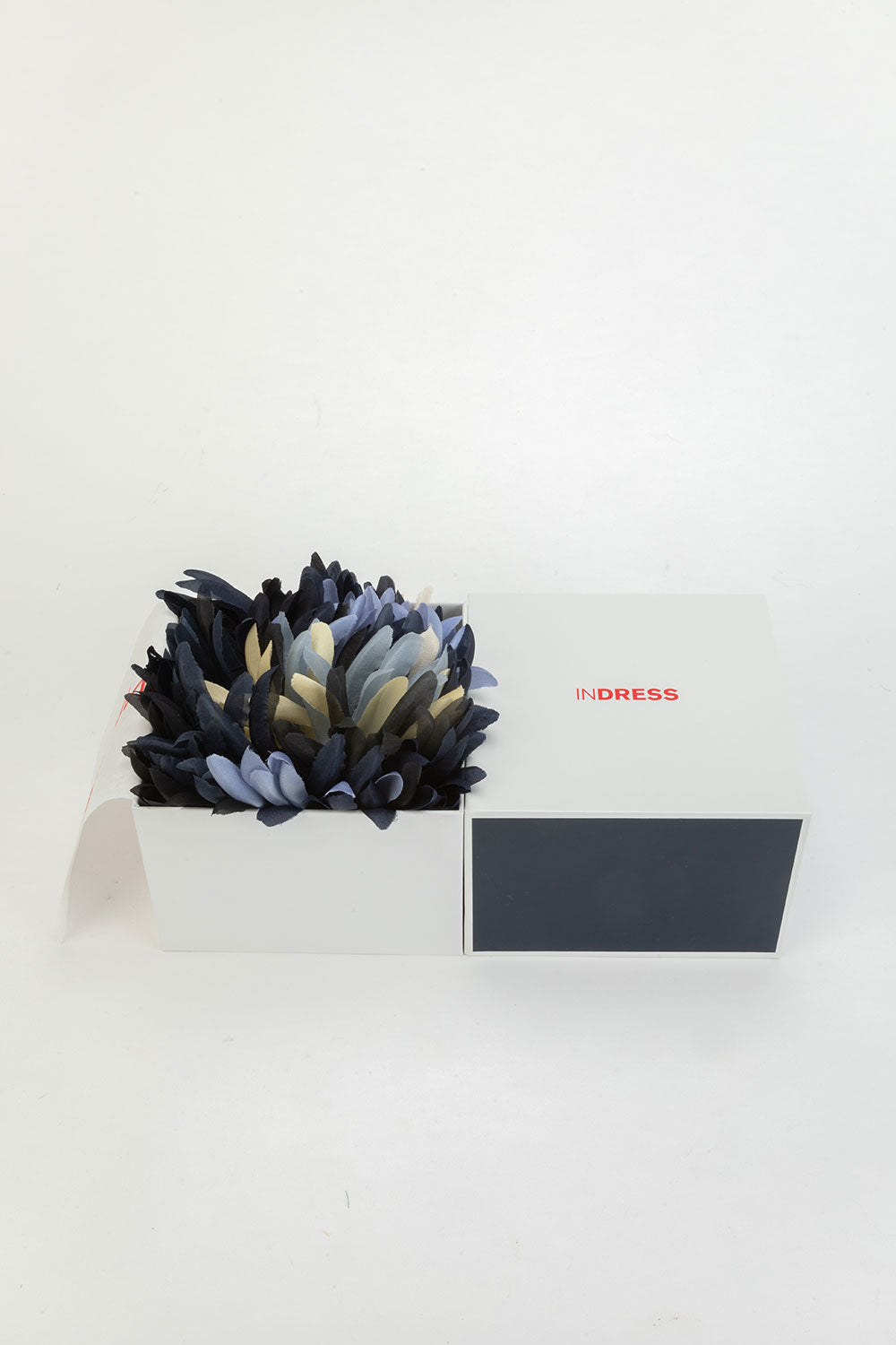 Indress Nico Brooch Navy Lilac Lemon