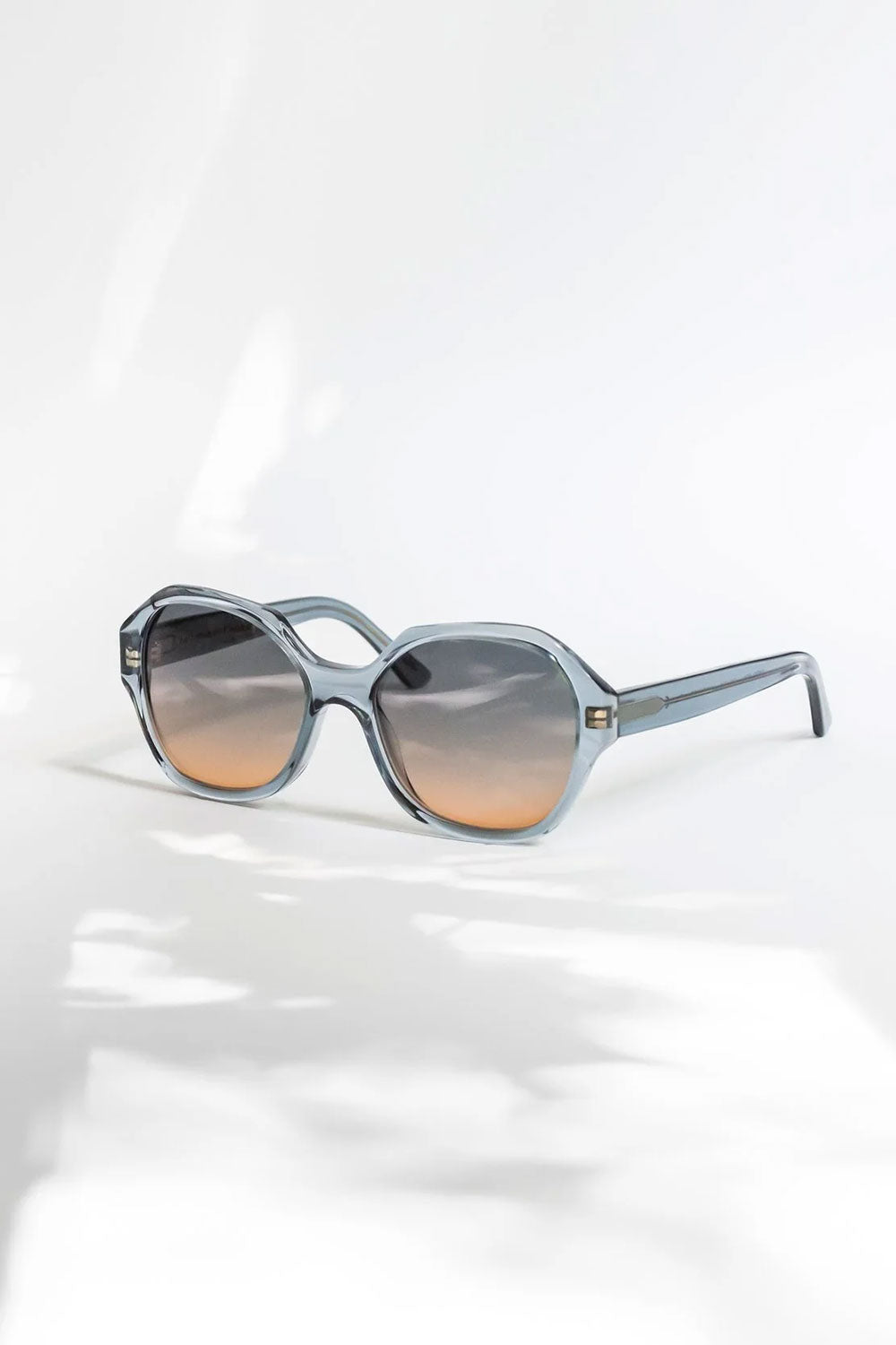 Eva Masaki 001 Sunglasses Valley