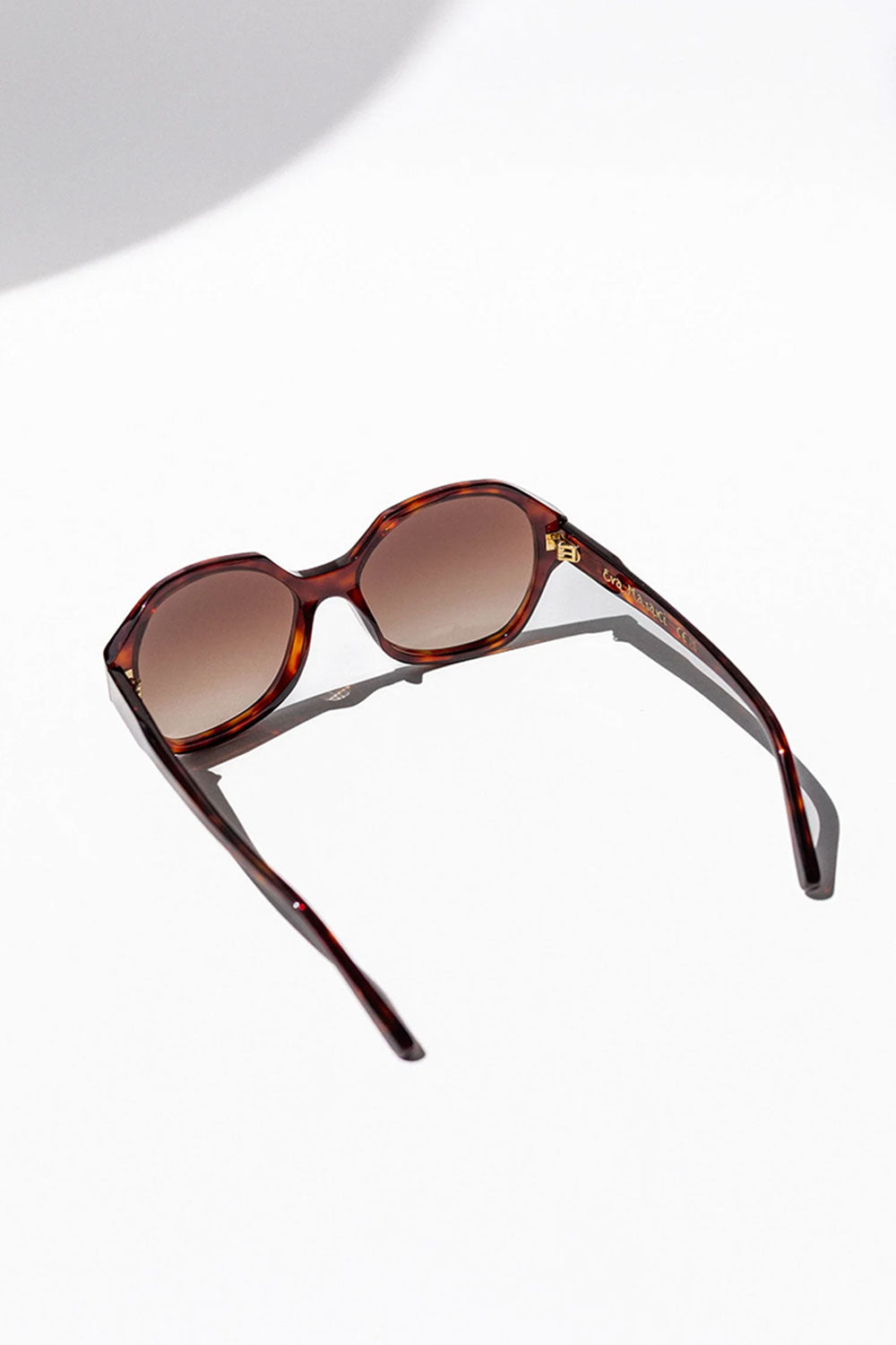 Eva Masaki 001 Sunglasses Good Luck