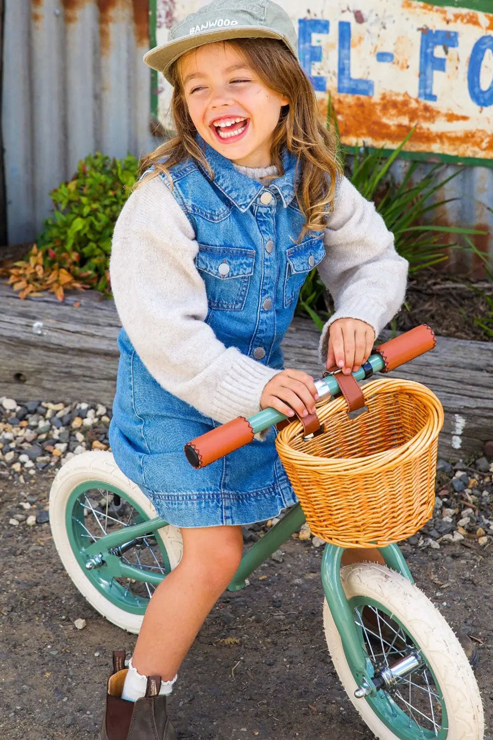banwood pedal bike Banwood Balance Vintage Bike Forest