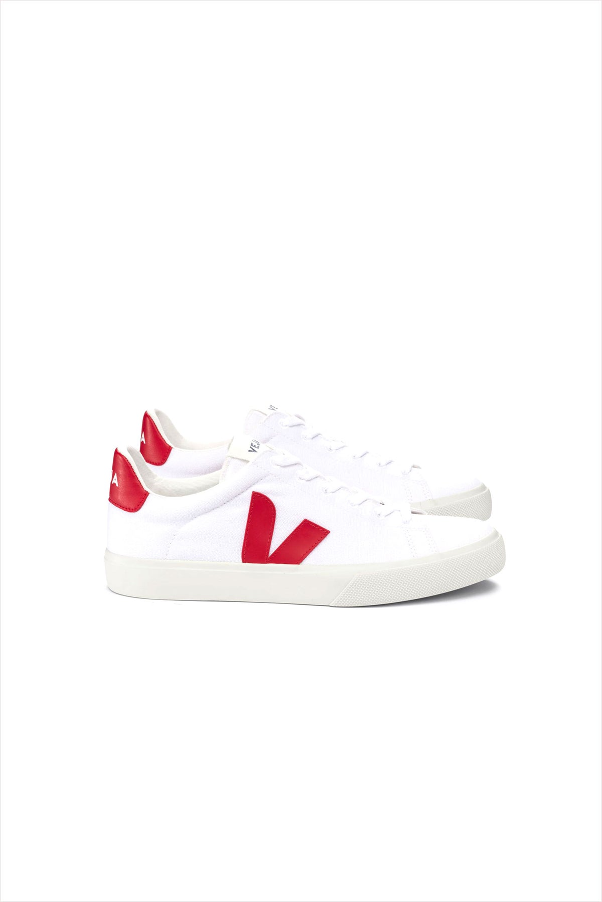 Veja Women&#39;s Campo Sneaker White Pekin