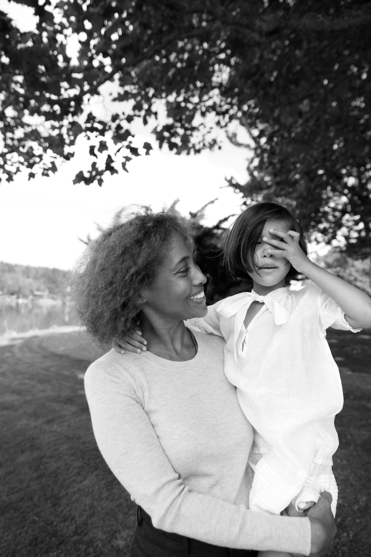 F&amp;H Women Cashmere Rib Tee Black