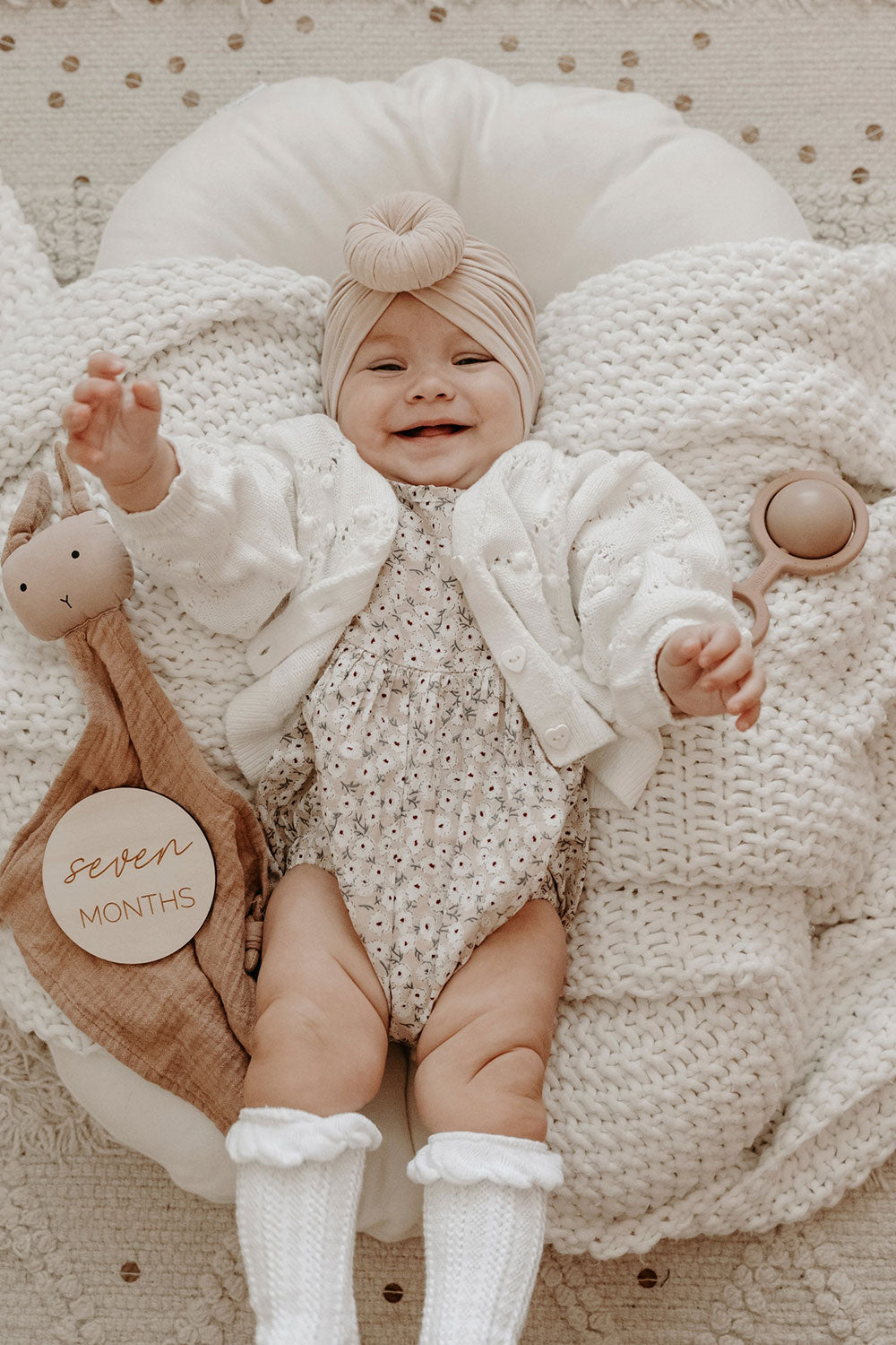 Rattle Toy Ora Beige