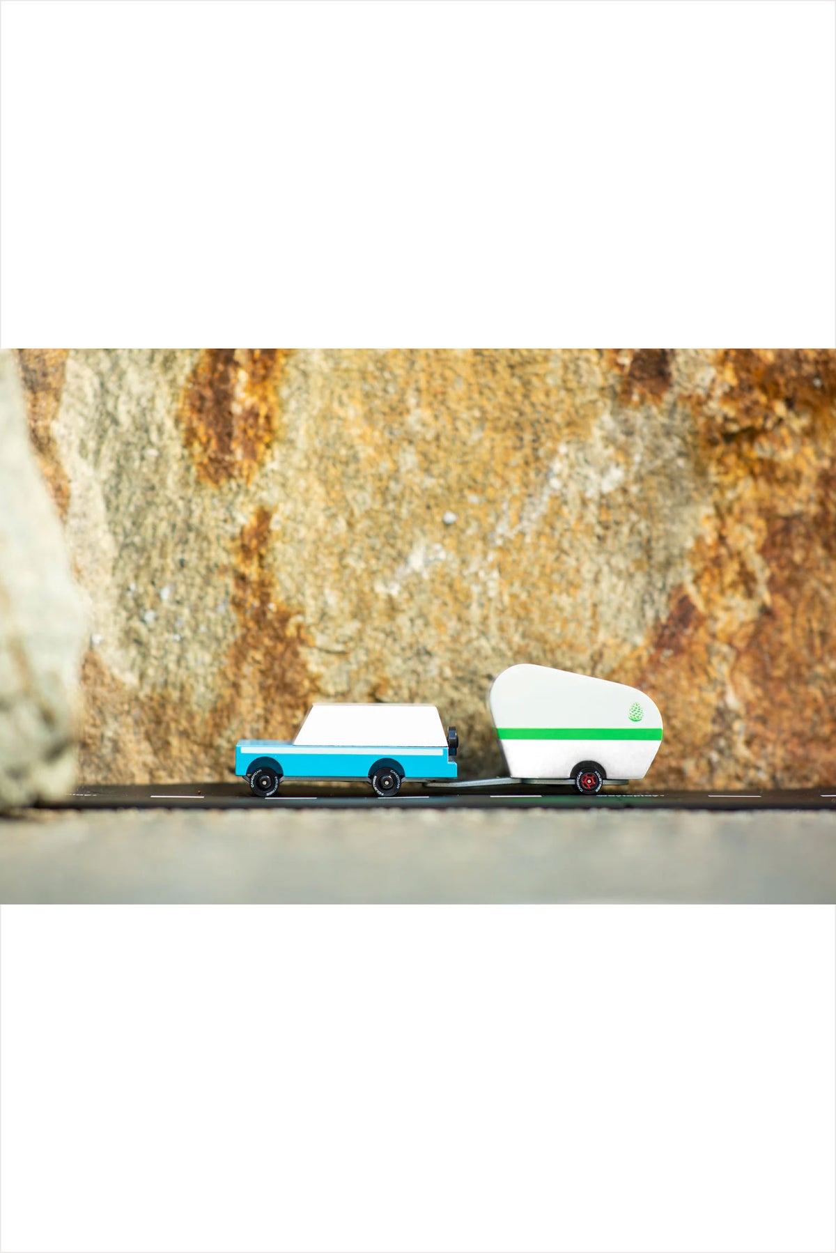 Mini Pinecone Camper