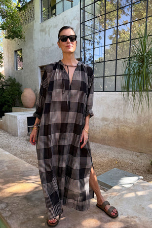 Two New York Tie Collar Caftan Black Plaid