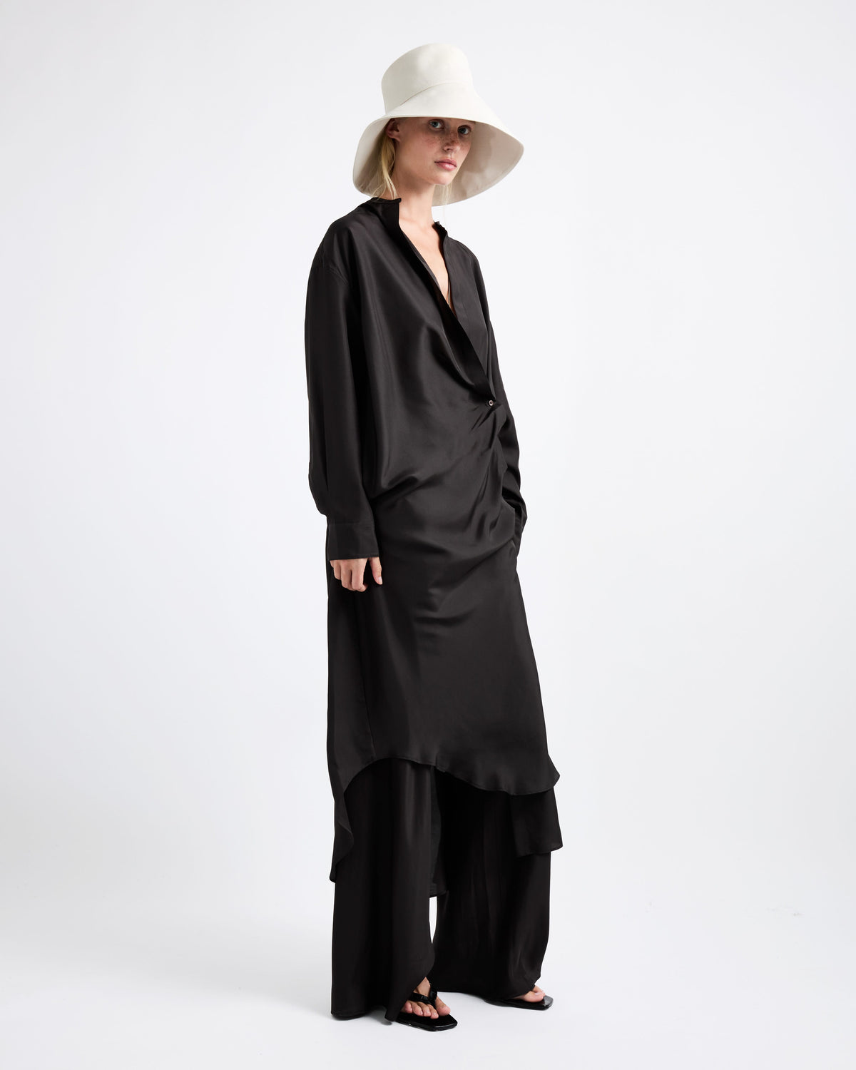 Janessa Leone Walker Hat Off White