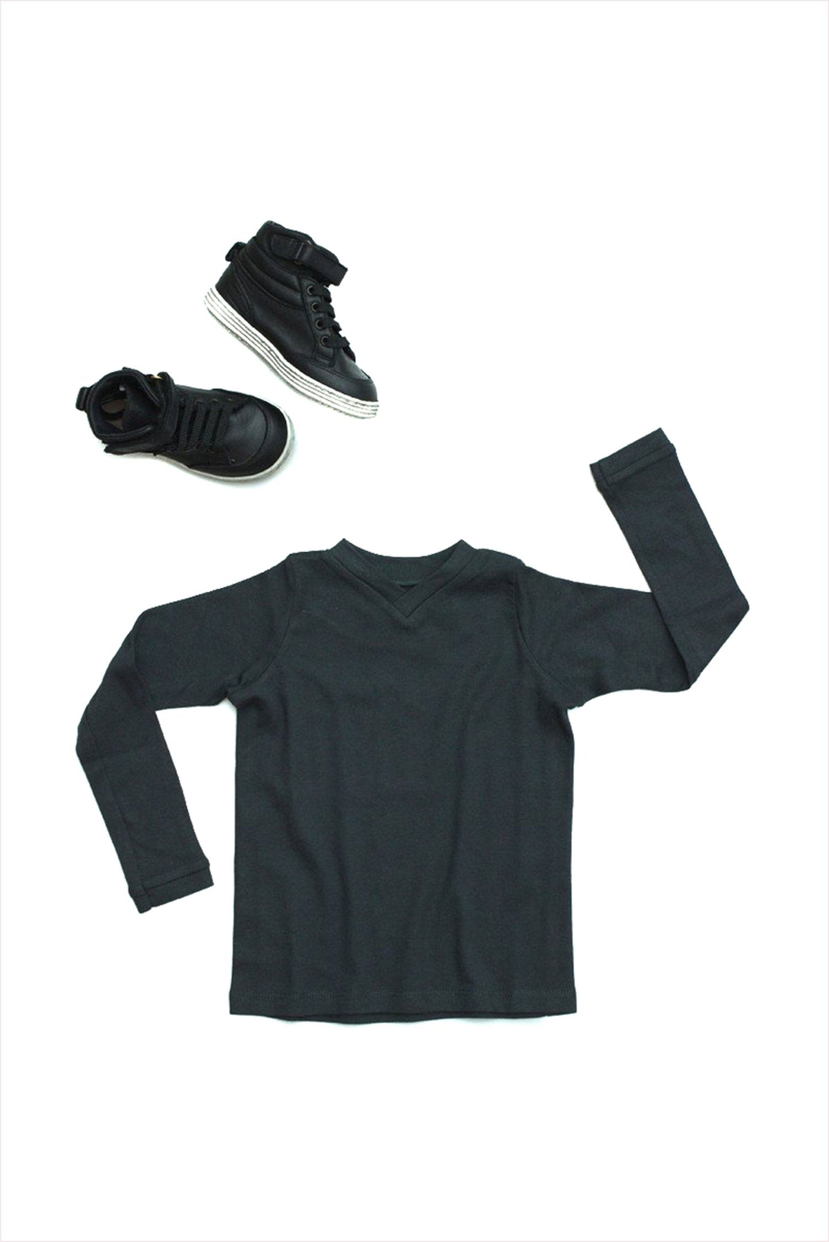 V-Neck Tee Long Sleeve